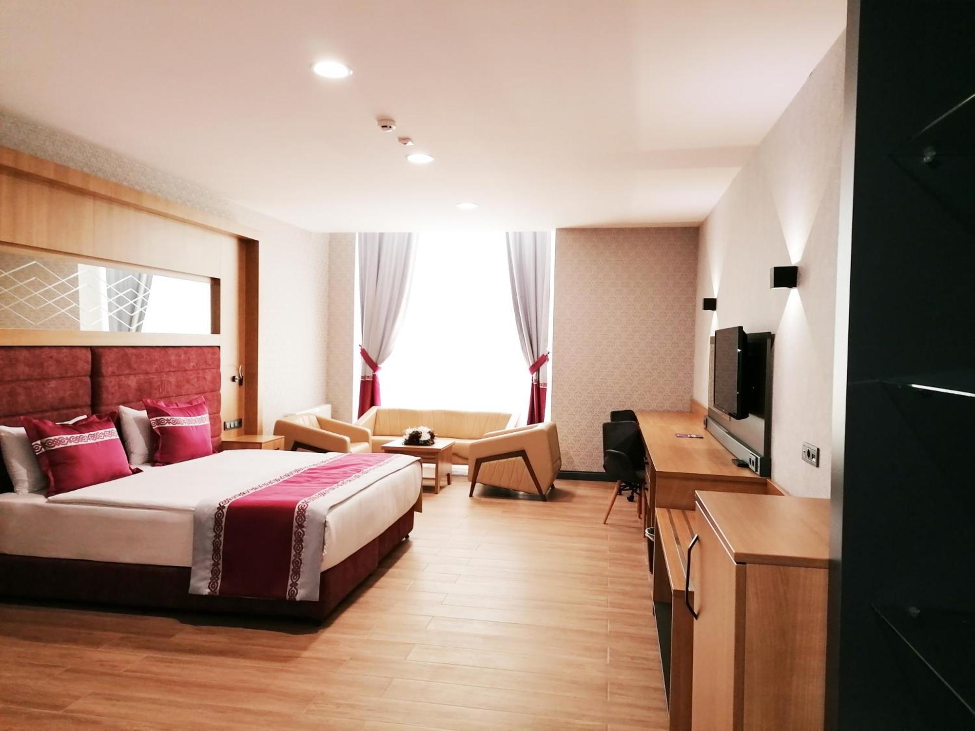 Lavanta Tepesi Hotel Ve Spor Tesisleri บูร์ดูร์ ภายนอก รูปภาพ